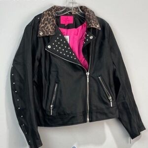 Betsey Johnson For Torrid Black Faux Leather Jacket Leopard Collar  Pink Lining